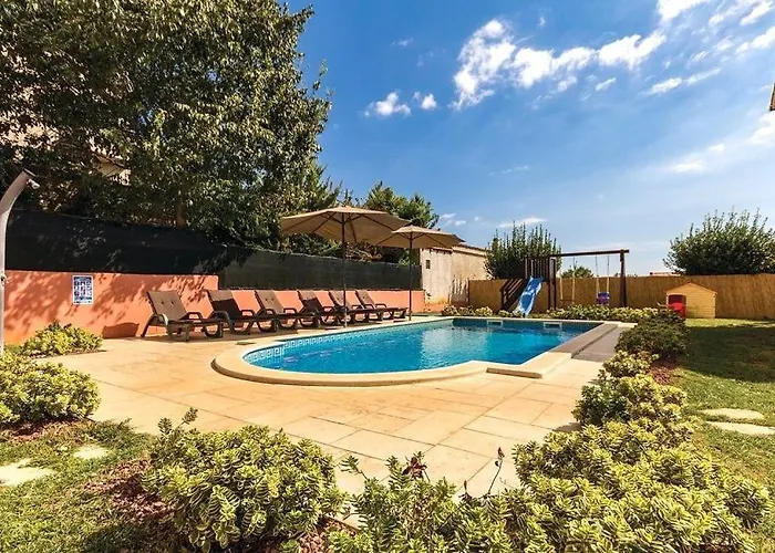 Villa Angela - By Guide *