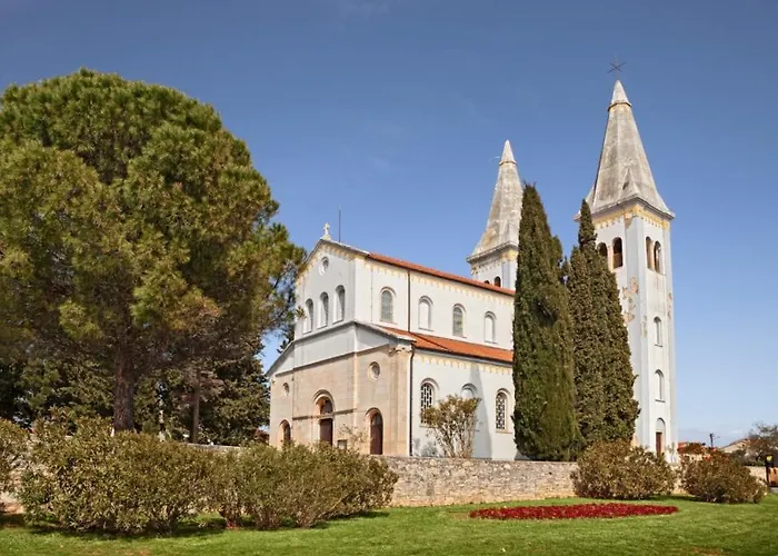 Angela - By Guide * Medulin