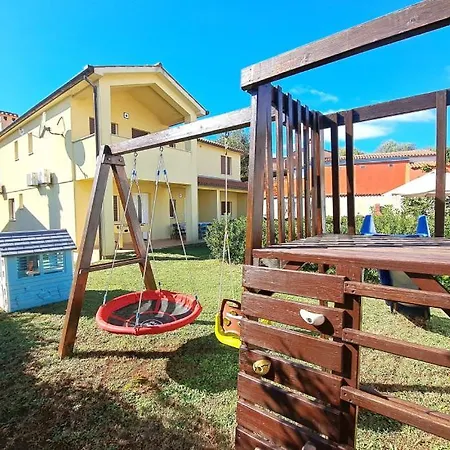 Villa Angela - By Guide *