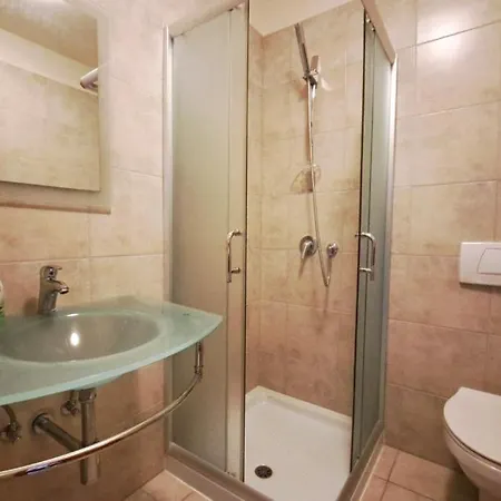 Angela - By Guide ヴィラ *