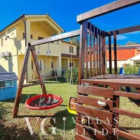 Villa Angela - By Guide *