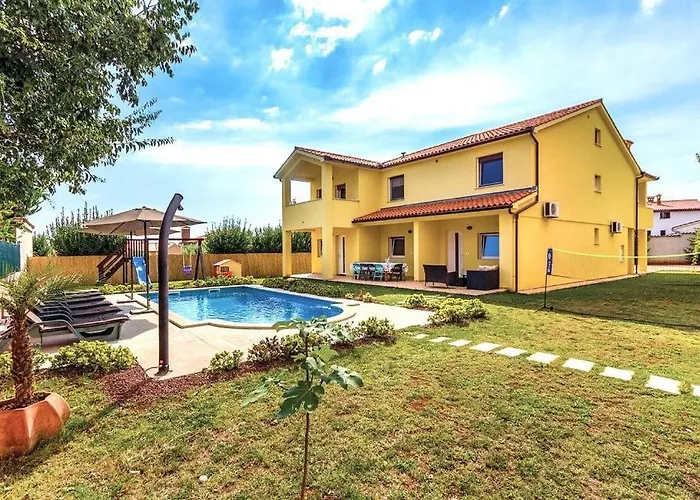 Villa Angela - By Guide