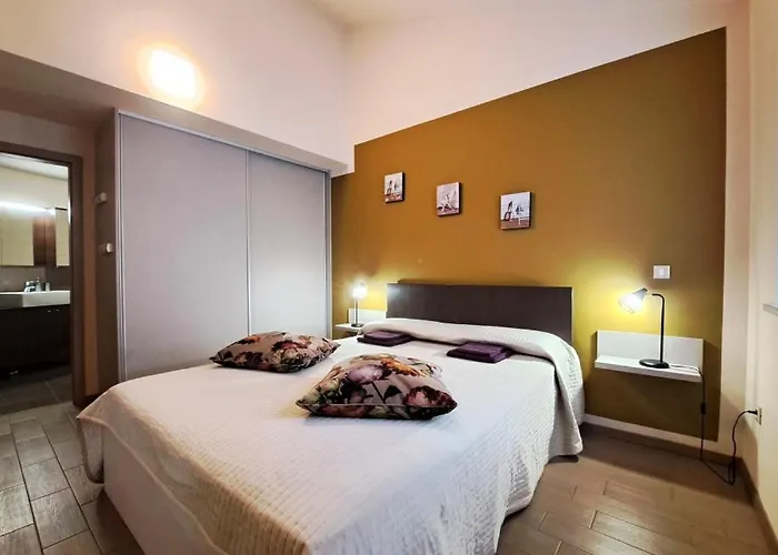 빌라 Angela - By Guide *